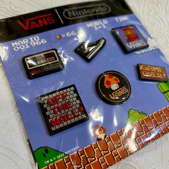 Vans Nintendo 6 Pin Set 2016 Collaboration - Picture 2 of 5